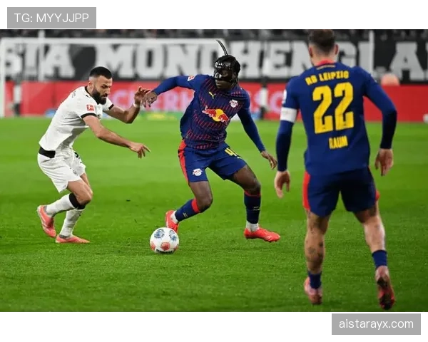 美因茨中路渗透战术奏效,球队回暖表现引发广泛关注 美因茨中路渗透战术奏效,球队回暖表现引发广泛关注