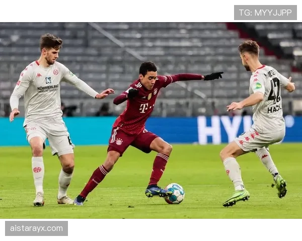 美因茨逼抢战术焕然一新,球队状态回升引关注 美因茨逼抢战术焕然一新,球队状态回升引关注