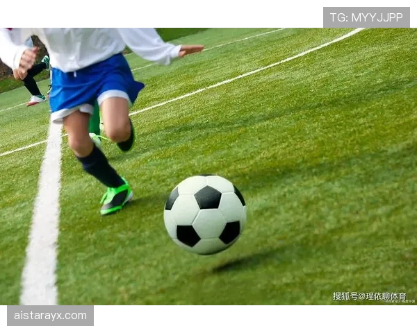 门将释放球规则:何时算违例?一文拆解持球与开球限制